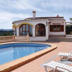 3 Bedroom Beautiful Home In Oliva