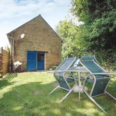 Beautiful Home In Le Faout With Kitchen