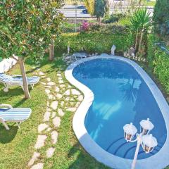 Awesome Home In Santa Susanna With Wifi