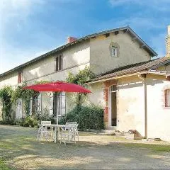 Nice Home In La Chapelle Hermier