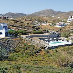 Amazing Home In Ampela, Syros With House Sea View