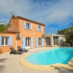 Awesome Home In Montignargues With 3 Bedrooms, Wifi And Outdoor Swimming Pool