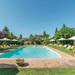Beautiful Apartment In Cortona Ar With 2 Bedrooms, Wifi And Outdoor Swimming Pool