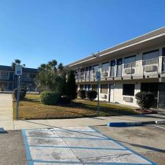 Motel 6 Gulfport, MS Airport