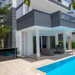 Sunrise hill villa with private pool