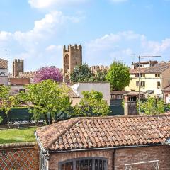 Lovely Apartment In Montagnana With Wifi
