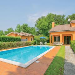 Nice Home In Albarella Ro With 3 Bedrooms And Outdoor Swimming Pool