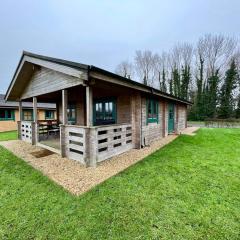 Reeds Lodge, Lake Pochard