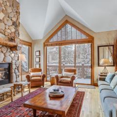 Cozy Mountain 4-Bedroom Retreat in Arrowhead Village townhouse