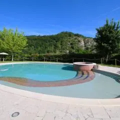 Apartment in Marche with Pool Access