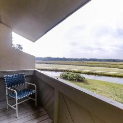 Amelia Island Plantation townhome with amazing marsh views, WiFi & shared pool