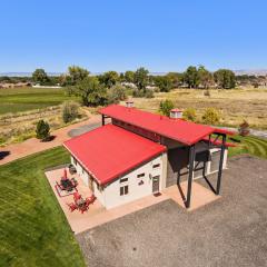 Carriage House - Serenity Now At This Sweet, Cozy Getaway