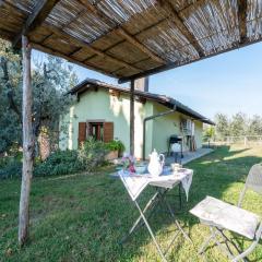 Stunning holiday home in Arezzo with private garden