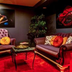 LOVE HOTEL TOULOUSE : SUITE PLAYROOM