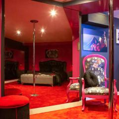 LOVE HOTEL TOULOUSE : SUITE MIROIRS
