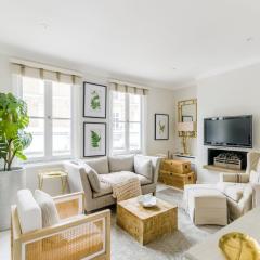 ALTIDO Elegant 2-bed, 2 bath flat with private terrace in South Kensington, close to tube