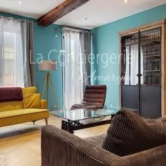 AA13 - Le Victor HUGO - séjour d’exception dans un appartement historique