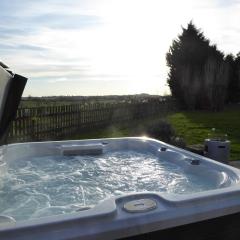 South View Country House Sleeps 12 - Hot Tub - Views