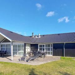 10 person holiday home in Hadsund-By Traum