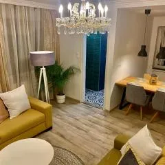 Home Sweet Apartment XL