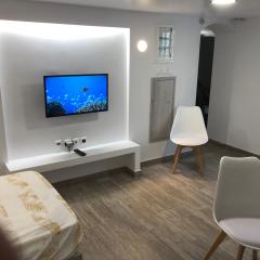 Μία γκαρσονιέρα με γούστο για επισκέπτες με άποψη