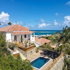 Villa West Indies, spectacular sea view, inside Orient Bay resort, private pool