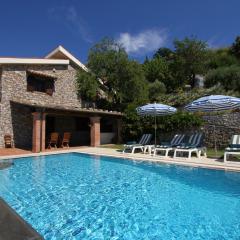 Villa Etna Mare - Pool villa in peaceful location with breathtaking views of the sea, Mt Etna & Taormina -