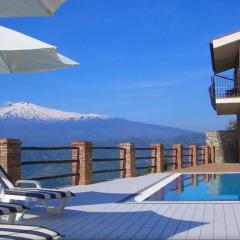 Villa Etna Mare - Pool villa in peaceful location with breathtaking views of the sea, Mt Etna & Taormina -