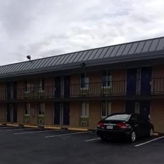 Travelodge by Wyndham Petersburg