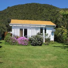 Cottage - Whanarua Bay Cottages