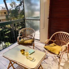 Charmant T3 au milieu des pins, terrasse sud, vue mer, plage à pieds, fibre et garage privé inclus