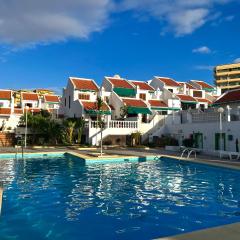 Townhouse in Costa Adeje , complex Tegueste