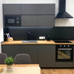 SípSix Apartment - modern 2 bedroom newly renovated flat with AC in Budapest city centre