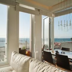 Stunning Apt w/ Balcony & Sea View by Sea N' Rent