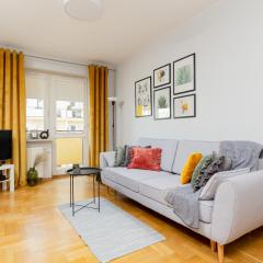 Mokotów Apartment Bluszczańska by Renters