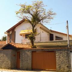 Casa residencial no centro de Guaratinguetá