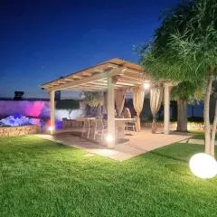 Pool Holiday houses by LoveSud