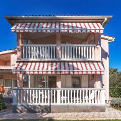 1 Bedroom Amazing Apartment In Vodnjan