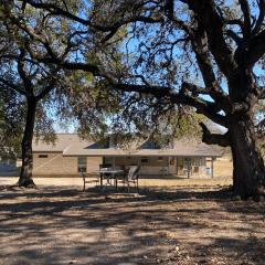Texas Hill Country Ranch House - Great Views - Near Hidden Falls Park