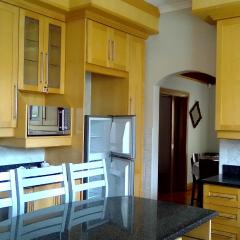 Uyolo Guest Logde
