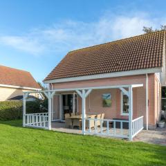 Villa-Meerchen-Villa-mit-ueberdachter-Terrasse-800m-vom-Strand-entfernt