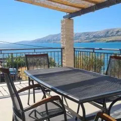 Sea View Apartment - first row to the beach