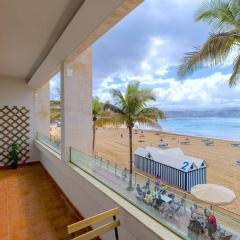 Spectacular Views in Best Part of Las Canteras