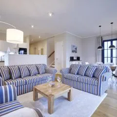 Reetland am Meer - Luxus Reetdachvilla mit 3 Schlafzimmern, Sauna und Kamin F15