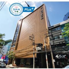 더 라야 수라웡 방콕(The Raya Surawong Bangkok)