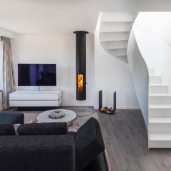 Penthouse mit Dachterrasse, Meerblick, Gasgrill, Klimaanlage, Kamin, Luxus-Design-Apartment, 2 Minuten zum Strand