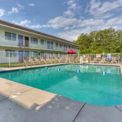 Motel 6-Troutdale, OR - Portland East