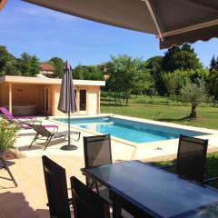 Villa de 4 chambres avec piscine privee spa et jardin clos a Prayssac