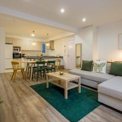 Apt with Fluffy Beds & Private Patio