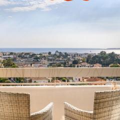 Bright Apt With Balcony And Sea View